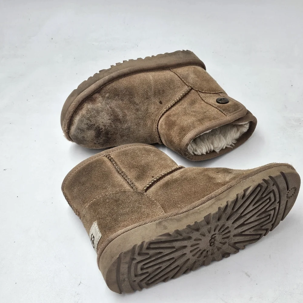 UGG Jona Chestnut Suede Sheepskin Lined Kids Winter Boots Toddler Size 12